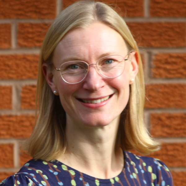 Dr Laura Livingstone